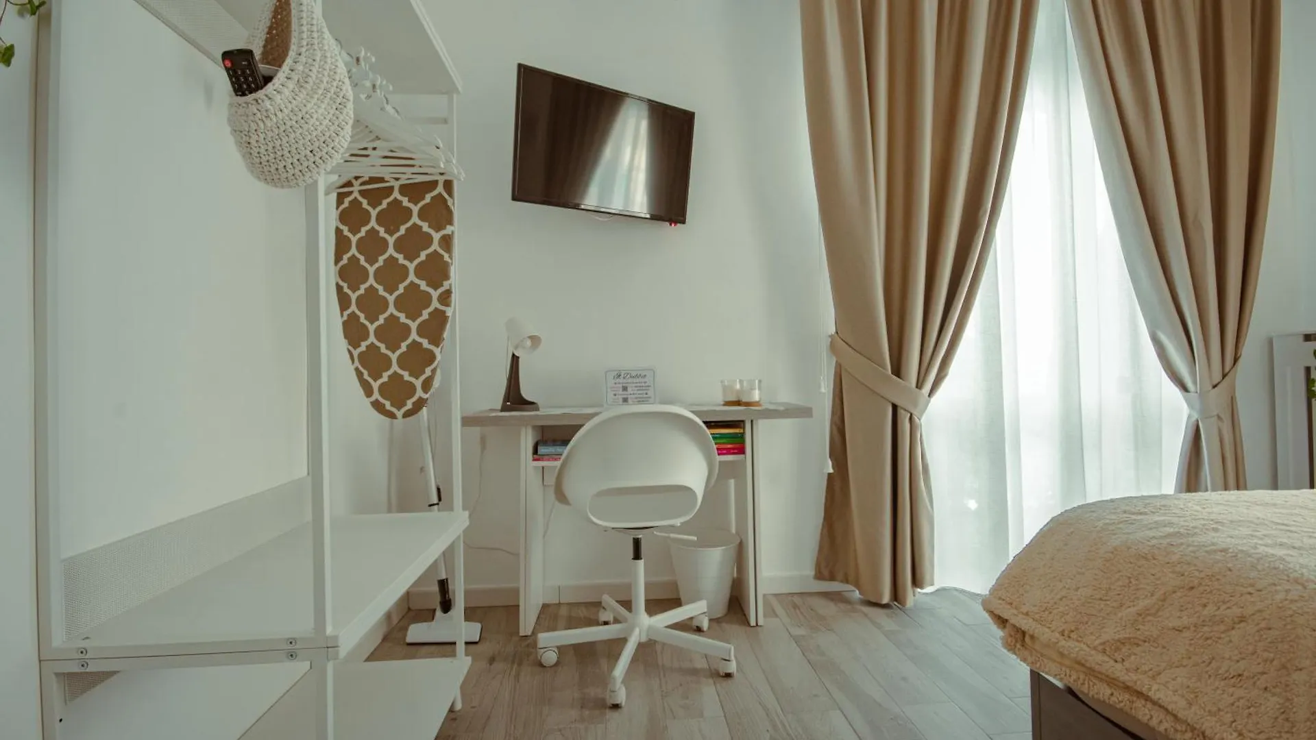 Il Dubbio Ai Quartieri Spagnoli Naples Appartement